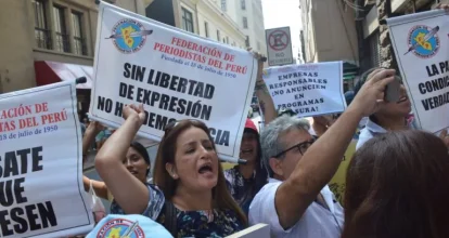 Periodistas del mundo condenan ley peruana que amenaza la libertad de prensa