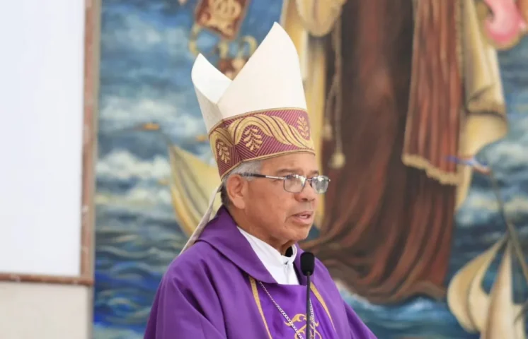 Monseñor Ozoria expresa pesar y solidaridad ante tragedia en centro de diversión Jet Set