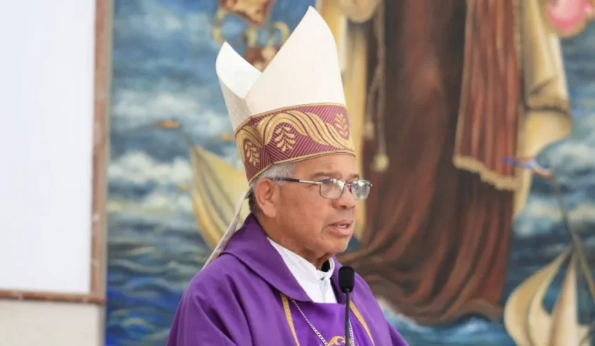 Monseñor Ozoria expresa pesar y solidaridad ante tragedia en centro de diversión Jet Set