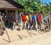 Video| Arrestan a 50 haitianos indocumentados en una casa de Valverde