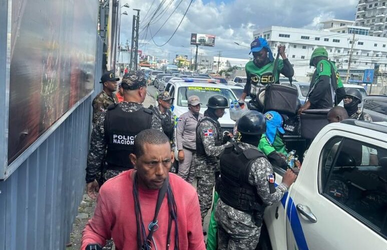 Alcaldia DN y PN realizan operativo conjunto para garantizar orden en el Distrito Nacional