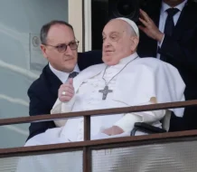El papa Francisco participó de la misa de Pascuas en el Vaticano: “La paz no es posible sin libertad religiosa”