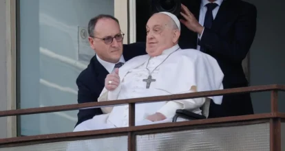 El papa Francisco participó de la misa de Pascuas en el Vaticano: “La paz no es posible sin libertad religiosa”
