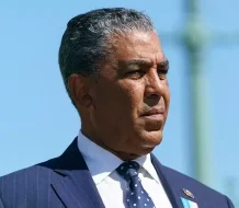 Adriano Espaillat rechaza orden de Trump que pone en riesgo a ONG ambientales y de derechos civiles