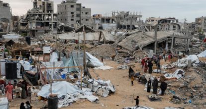Al menos 23 muertos por ataques israelíes contra tiendas de campaña en Gaza