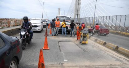 Inician trabajos de reconstrucción de puente de la 17