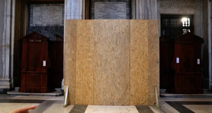Restos del papa Francisco ya descansan en la basílica de Santa María la Mayor, luego de un multitudinario funeral