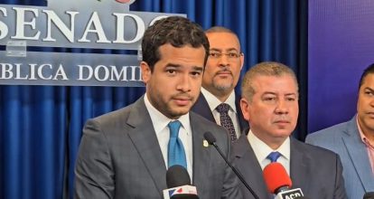 Fuerza del Pueblo somete dos proyectos de ley para fortalecer la gestión de riesgos y el control de obras públicas