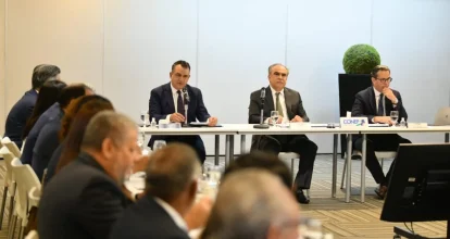 JCE presenta detalles de nueva cédula a líderes empresariales del CONEP y ANJE