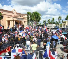 Ángelo Vázquez convoca marcha nacionalista para el 27 de abril en respuesta a movilización haitiana