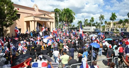 Ángelo Vázquez convoca marcha nacionalista para el 27 de abril en respuesta a movilización haitiana