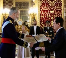 Rey de España recibe Cartas Credenciales del nuevo embajador dominicano