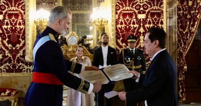 Rey de España recibe Cartas Credenciales del nuevo embajador dominicano