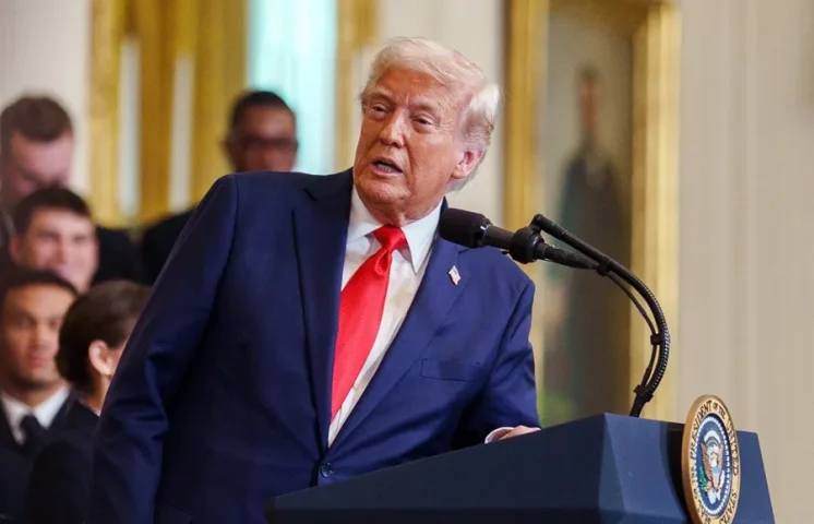 Trump dijo que tribunales están «fuera de control» por impedir acabar ‘parole humanitario’