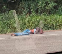 Accidente de tránsito deja un muerto en la autopista 6 de Noviembre