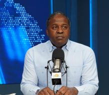 Rafael González: “La salud pública en este país no tiene rumbo” 