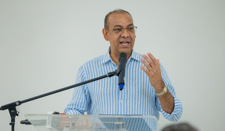 Deligne llama a la oposición a unirse al Pacto de Nación ante el agravamiento de la crisis haitiana
