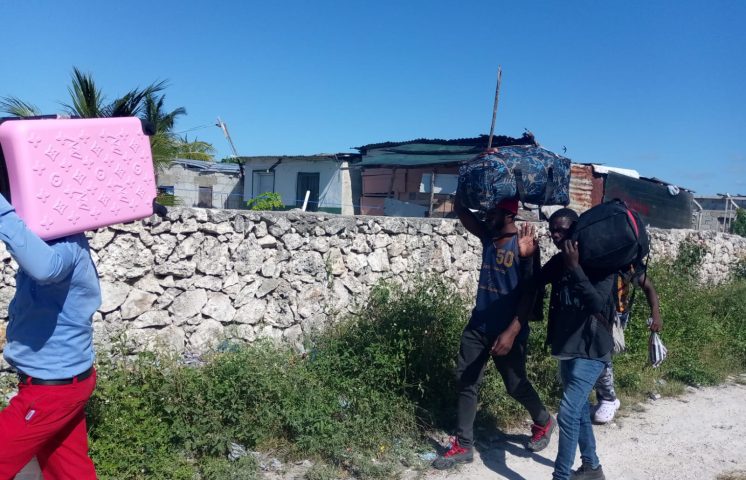 Operativos migratorios en Friusa provoca salida voluntarias de haitianos ilegales en la últimas 48 horas