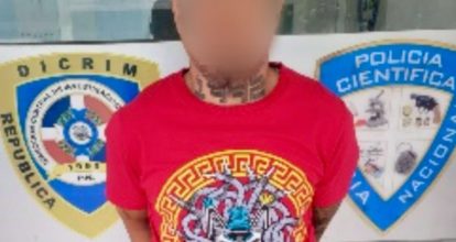 Detienen hombre por presunta estafa de más de 100 mil pesos en Santiago