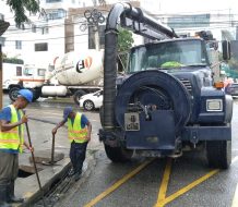 Alcaldía del Distrito Nacional intensifica limpieza de imbornales y filtrantes para mitigar efectos de las lluvias