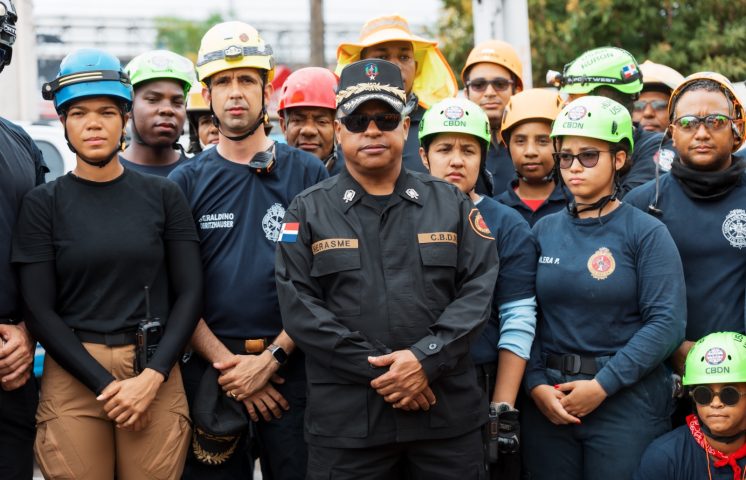 Bomberos del DN agradecen gran solidaridad de empresas en rescate Jet Set