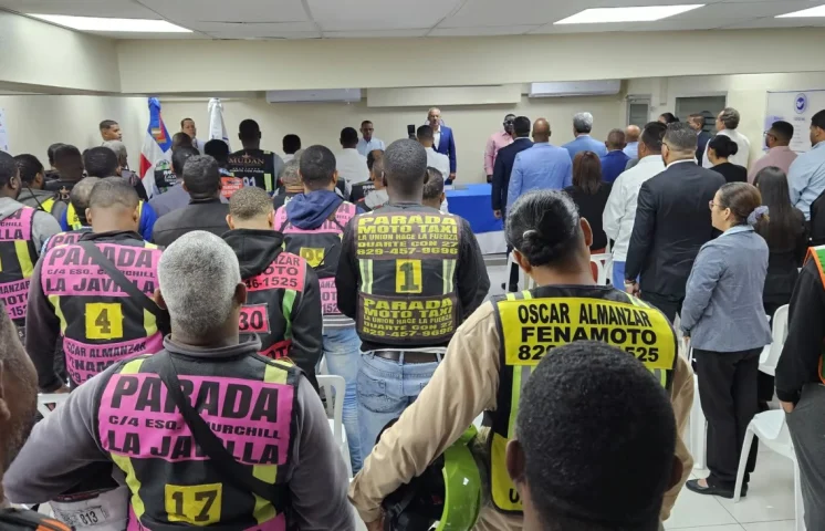 CND y motoconchistas firman acuerdo por la seguridad vial y prevenir consumo de drogas