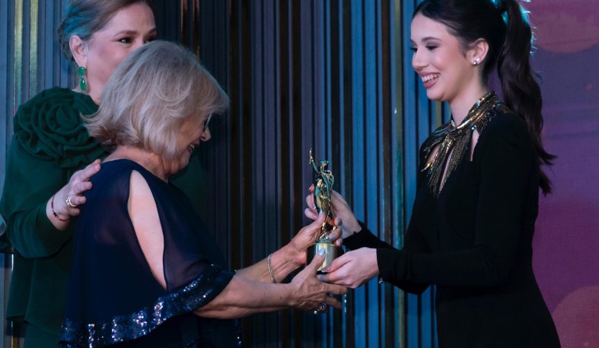 Premio Mujeres que Inspiran incorpora nueva categoría en competencia: Mujer Líder del Año