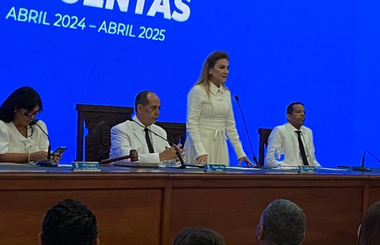 Carolina Mejía anuncia que el Parque Enriquillo será intervenido en los próximos meses 
