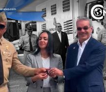 Abinader entrega a Migración otros 58 vehículos para gestión migratoria en RD
