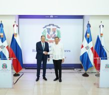 Canciller Álvarez anuncia apertura de embajada rusa en SD