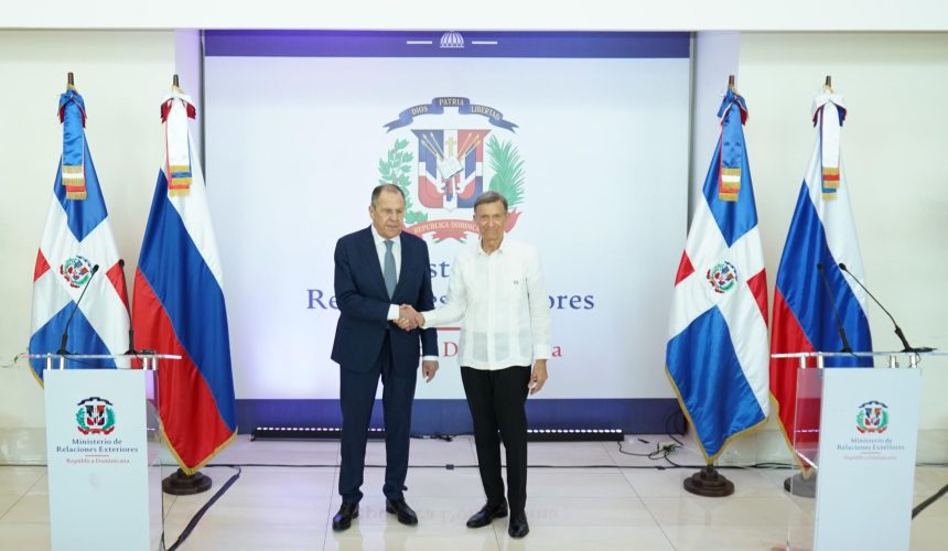 Canciller Álvarez anuncia apertura de embajada rusa en SD