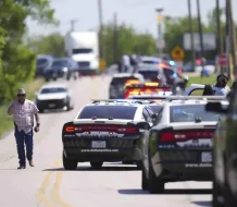 Alarma en Dallas por tiroteo en escuela secundaria Wilmer-Hutchins