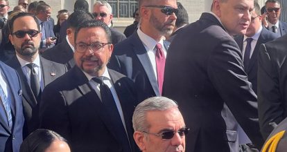 Abinader y primera dama asisten a funeral del Papa Francisco