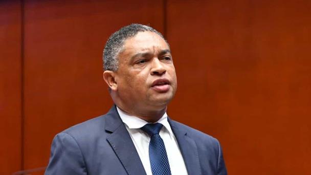 Yván Lorenzo critica incoherencia del Gobierno  sobre amenaza de bandas haitianas