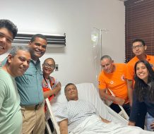 Sobreviviente de la tragedia del Jet Set se reencuentra con sus rescatistas de Defensa Civil