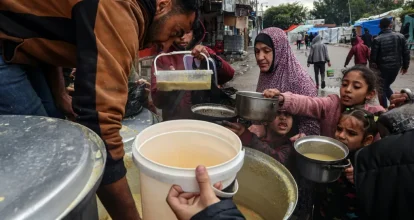 El bloqueo israelí deja sin alimentos a cientos de miles de palestinos en Gaza 