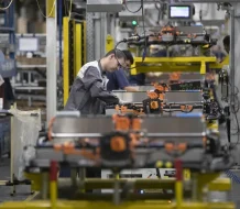 FMI recorta crecimiento global 2025 por guerra comercial de Trump