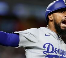Teóscar consigue el jonrón 200; es el dominicano 32 en llegar a la cifra
