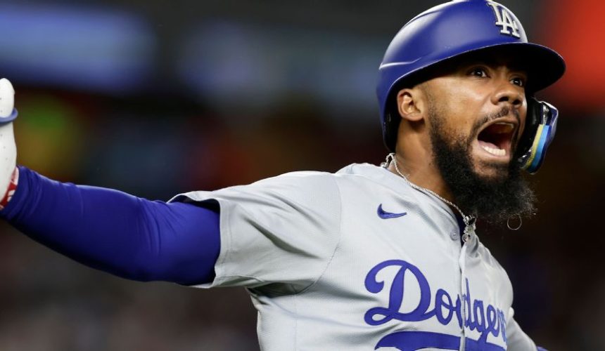 Teóscar consigue el jonrón 200; es el dominicano 32 en llegar a la cifra