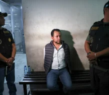 Arévalo llama “criminales” a fiscales de Guatemala tras captura de viceministro
