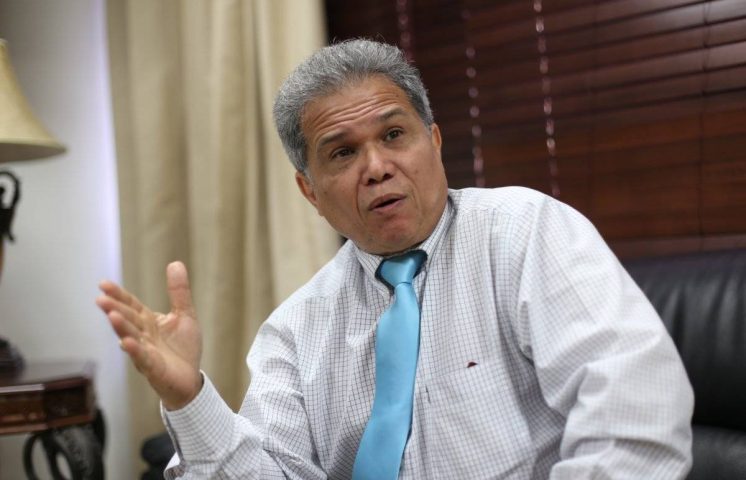 Presidente del CMD no apoya traslado de indocumentados en estado crítico desde hospitales 