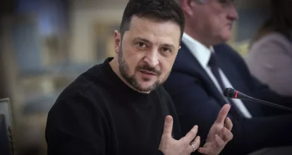 Zelenski pide ante representantes de 40 países que Rusia pague por su agresión a Ucrania