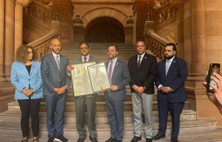 Senado de Nueva York reconoce al director del COE y DAEH por su Labor en la tragedia del Jet Set