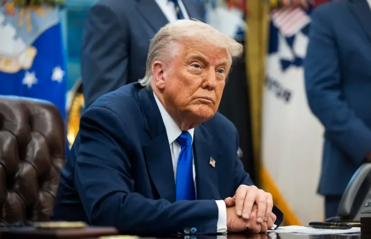 Gobierno de Trump excluye a la Universidad de Harvard de las ayudas federales