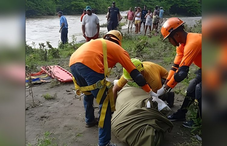 Defensa Civil recupera cuerpo de joven reportado desaparecido en Padre Las Casas, Azua 