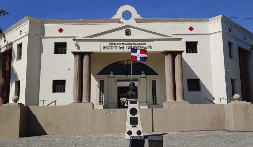 Ministerio de la Mujer rechaza violencia política y se solidariza con la ministra Faride Raful