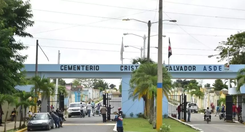 Cementerio Cristo Salvador habilita horario especial por el Día de las Madres