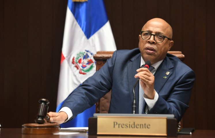Legisladores del PLD, FP y PRD someten interpelación a la Ministra de Interior y Policía