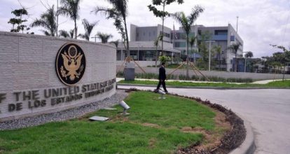 Embajada EE. UU. en RD exhorta a inmigrantes irregulares a regresar voluntariamente