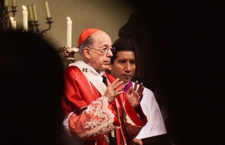 Otro cardenal acusado de pederastia enturbia la víspera del cónclave en el Vaticano 